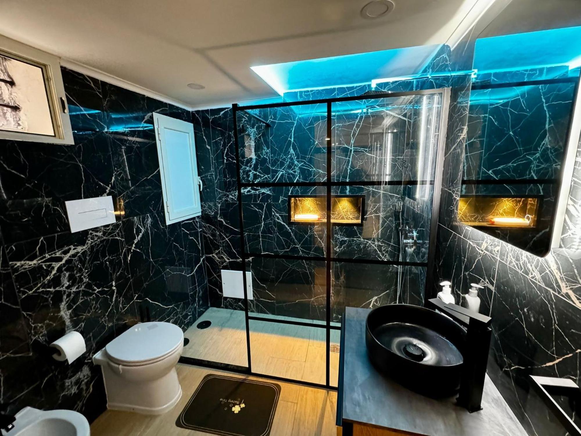 Fl Black Diamond ナポリ エクステリア 写真